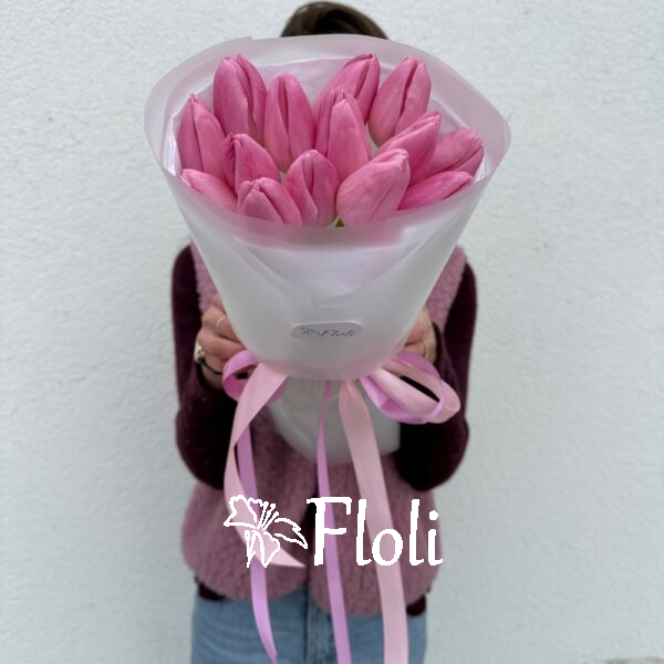 Bukiet tulipanów, bukiet na dzień kobiet, kwiaty na dzień kobiet