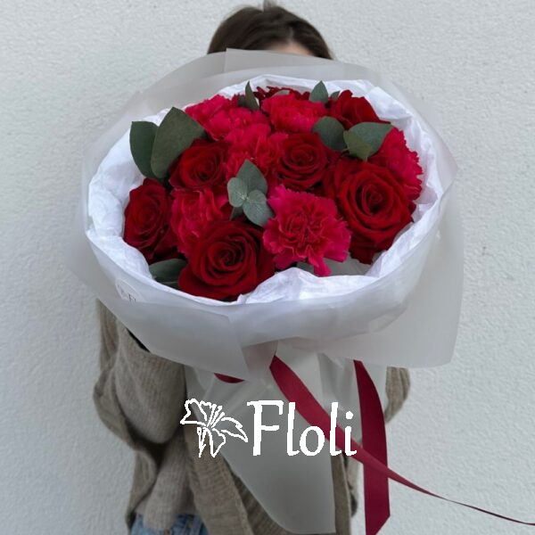 Bukiet na Walentynki Bukiet róż i goździków