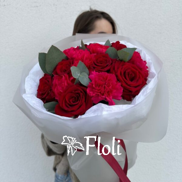 Bukiet na Walentynki Bukiet róż i goździków